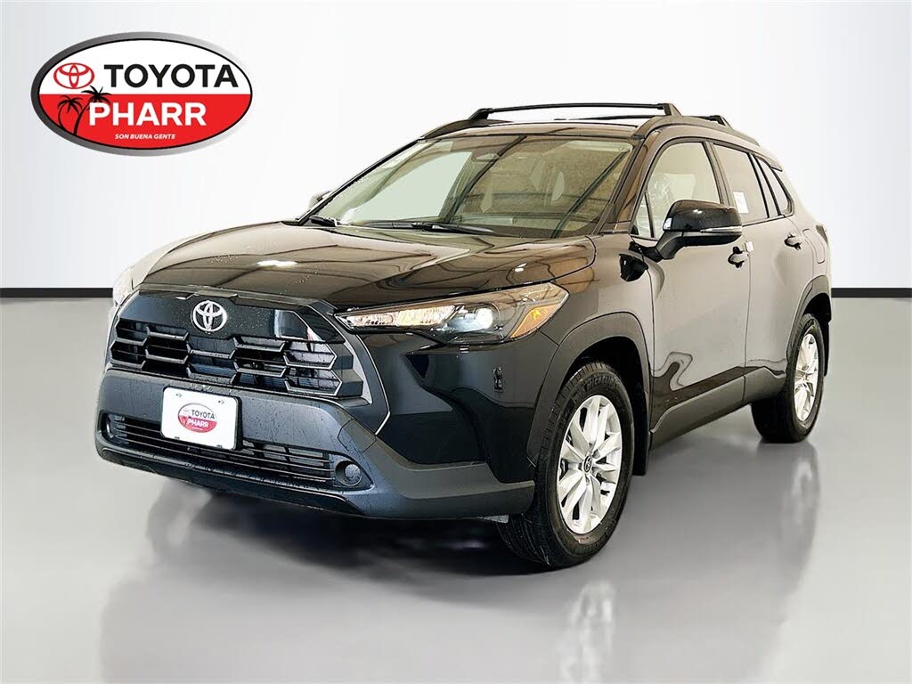 2026 Toyota Corolla Cross LE FWD