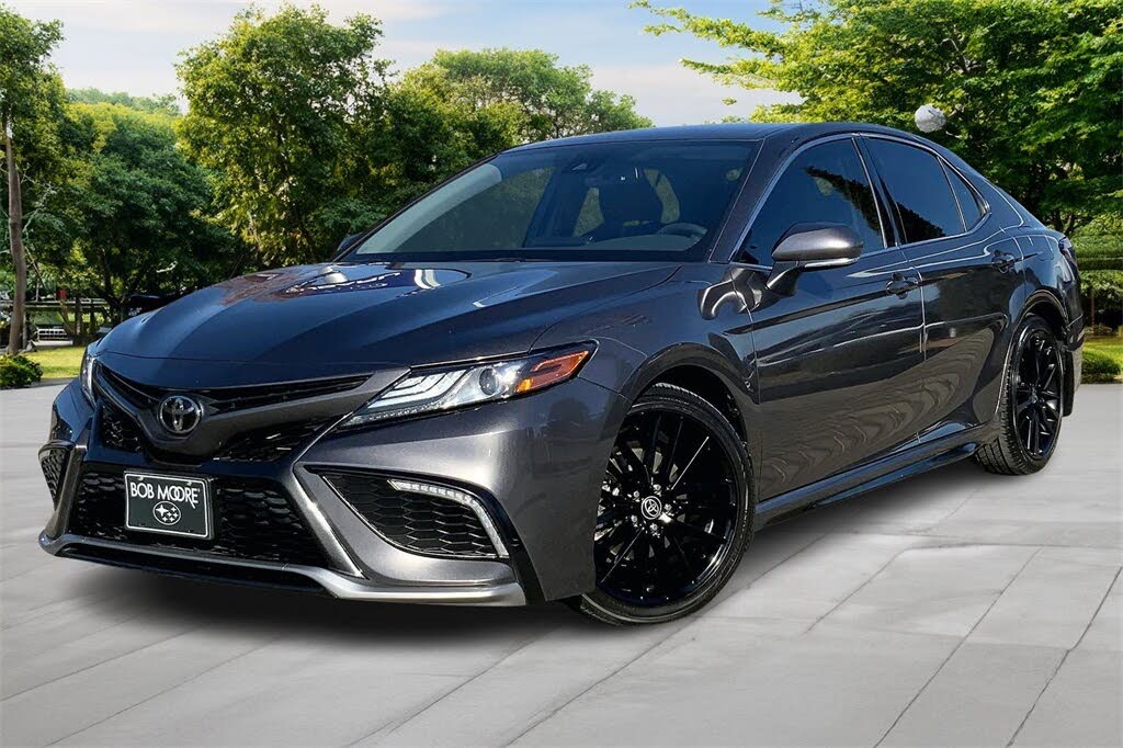 2022 Toyota Camry XSE FWD
