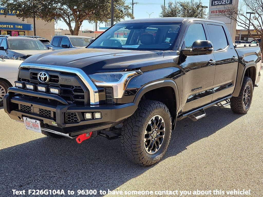 2024 Toyota Tundra SR5 CrewMax Cab 4WD