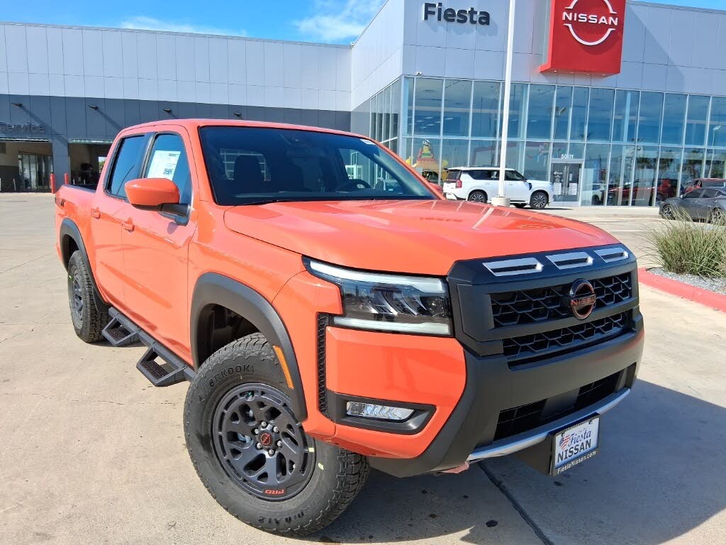 2026 Nissan Frontier PRO-4X Crew Cab 4WD
