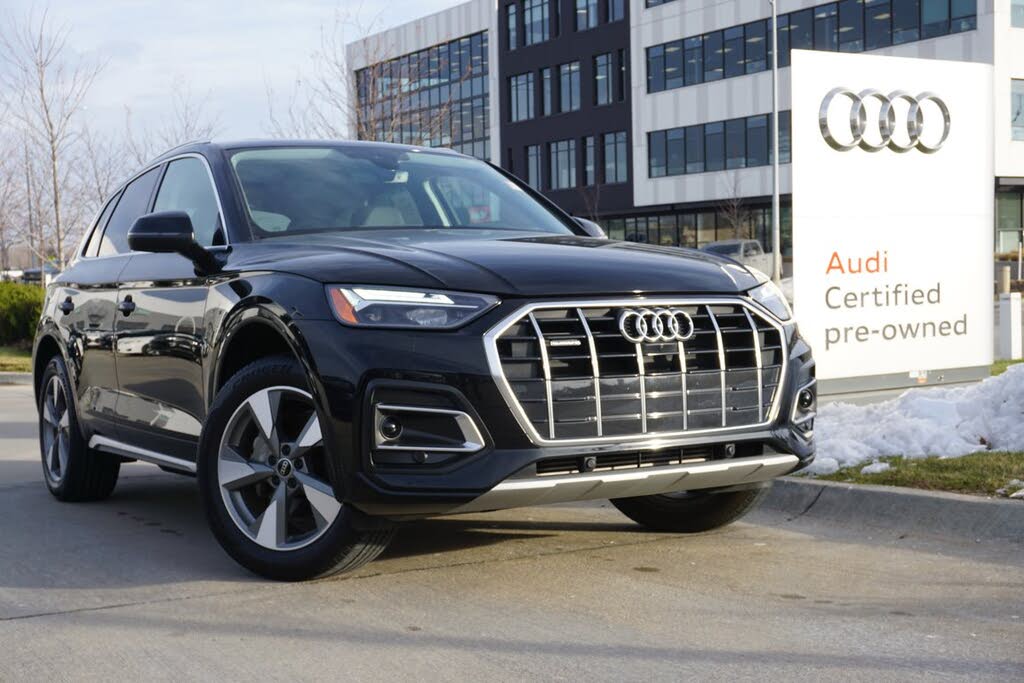 2023 Audi Q5 quattro Premium Plus 40 TFSI