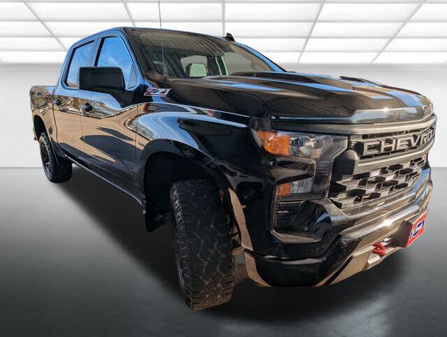 2023 Chevrolet Silverado 1500 Custom Trail Boss Crew Cab 4WD