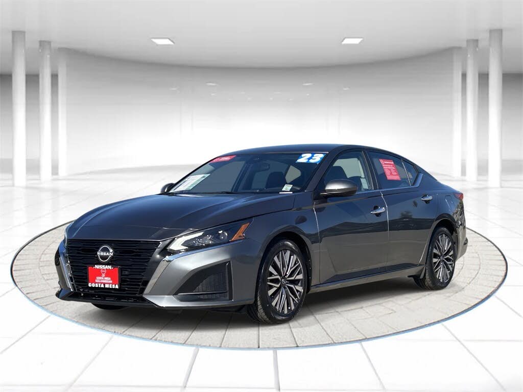 2023 Nissan Altima 2.5 SV FWD