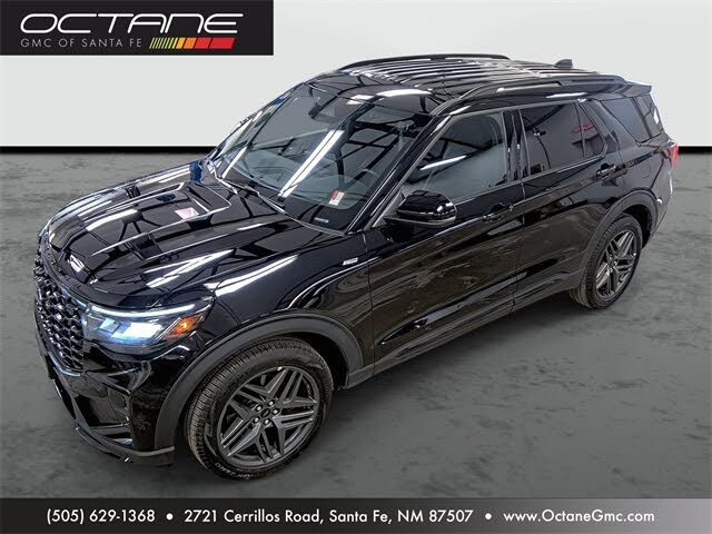 2025 Ford Explorer ST-Line AWD