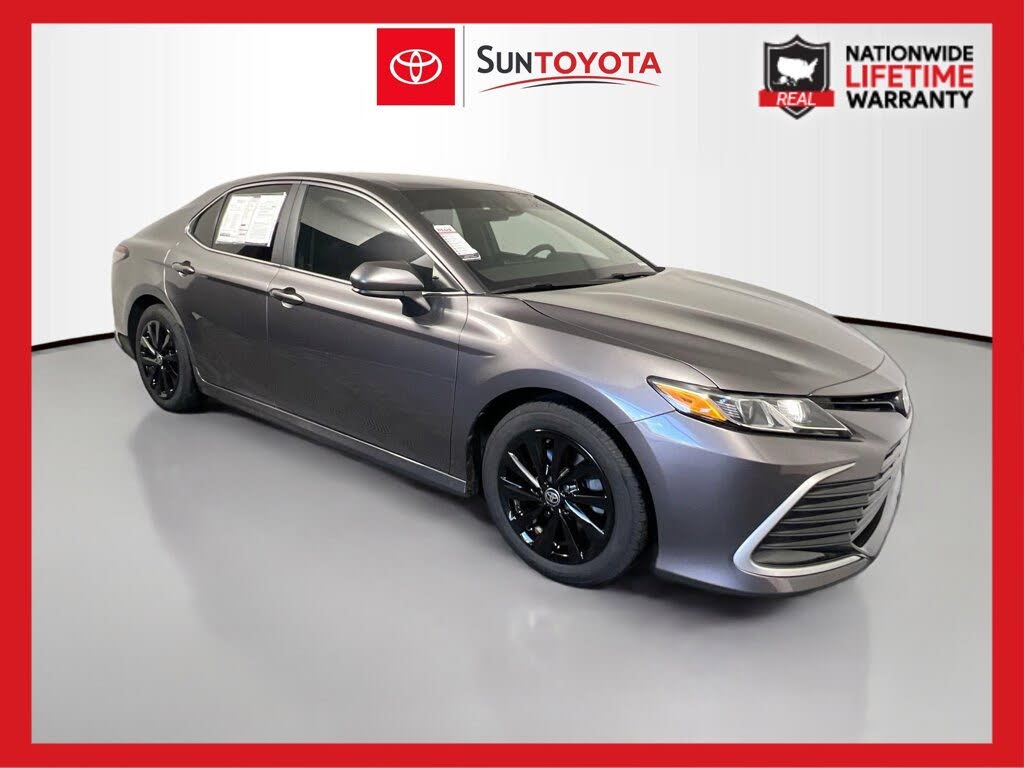 2022 Toyota Camry LE FWD