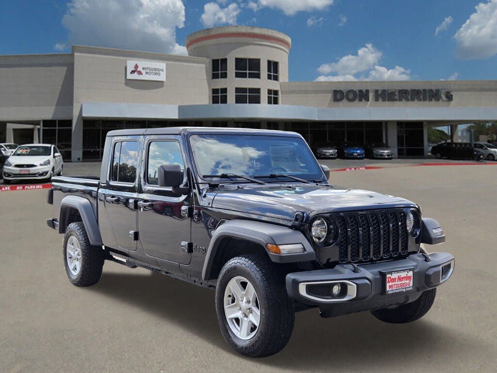 2023 Jeep Gladiator Sport S Crew Cab 4WD