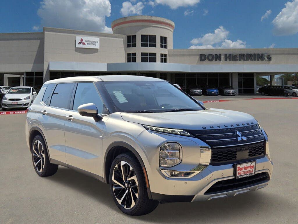 2024 Mitsubishi Outlander SE FWD