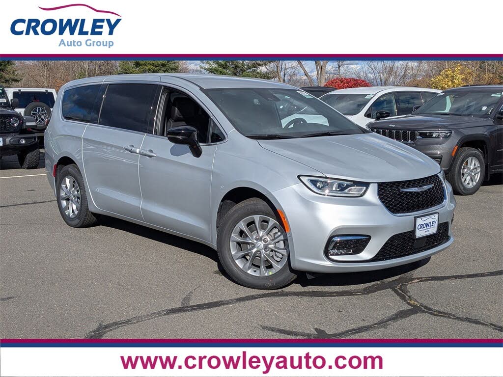 2026 Chrysler Pacifica Select AWD