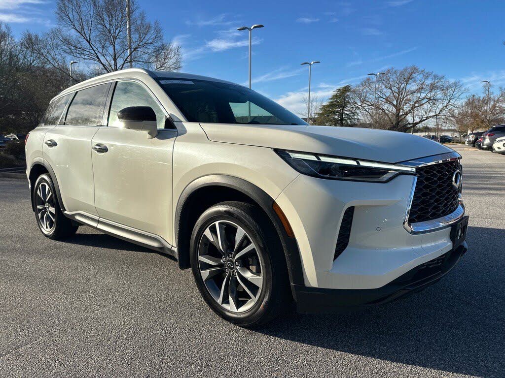 2023 INFINITI QX60 Luxe AWD