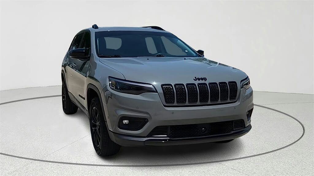 2023 Jeep Cherokee Altitude 4WD