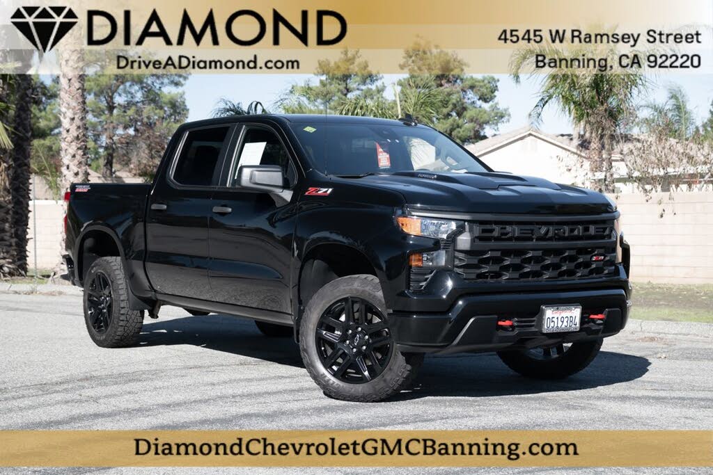 2024 Chevrolet Silverado 1500 Custom Trail Boss Crew Cab 4WD