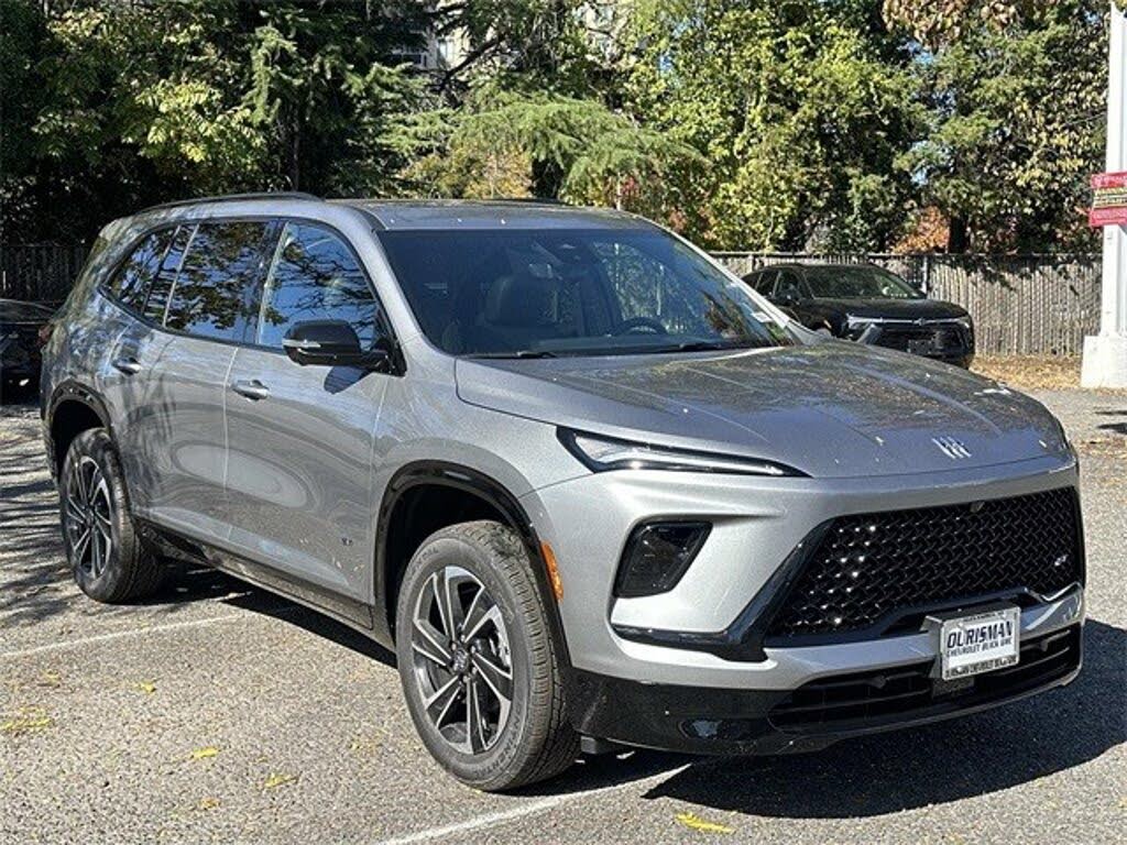 2026 Buick Enclave Sport Touring FWD