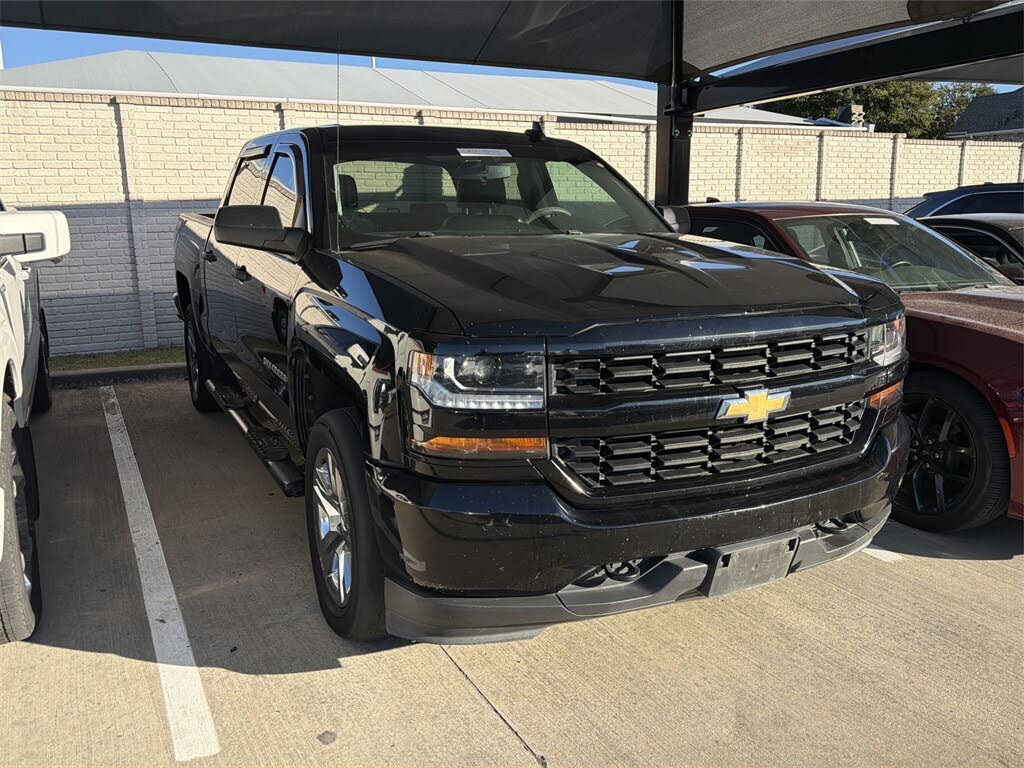 2018 Chevrolet Silverado 1500 Custom Crew Cab 4WD