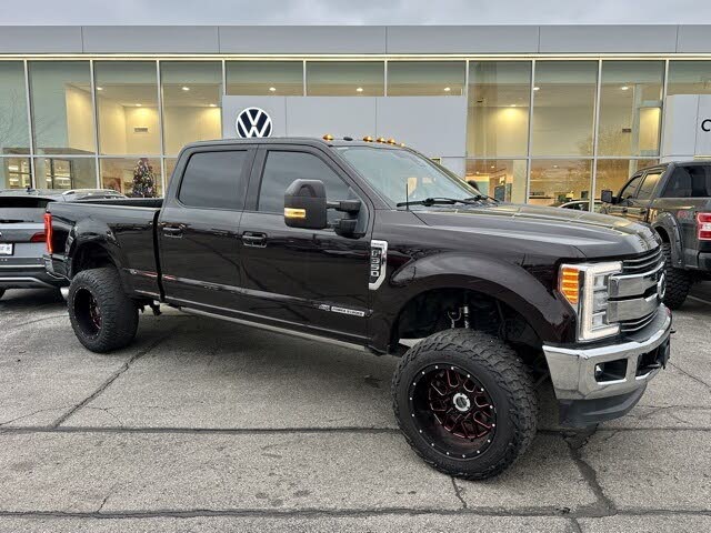 2018 Ford F-350 Super Duty Lariat Crew Cab 4WD