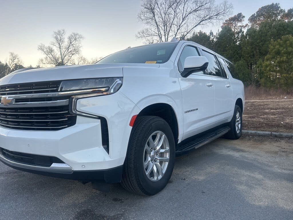 2023 Chevrolet Suburban LT RWD