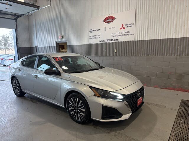 2024 Nissan Altima 2.5 SV FWD