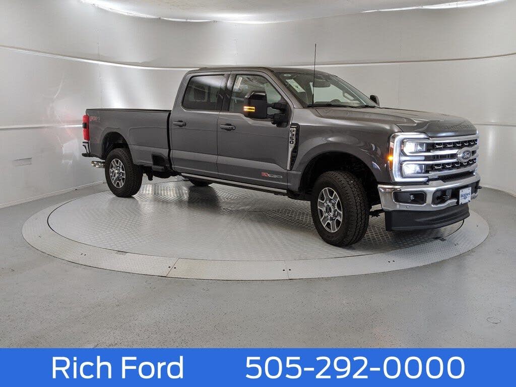 2025 Ford F-350 Super Duty Lariat Crew Cab 4WD
