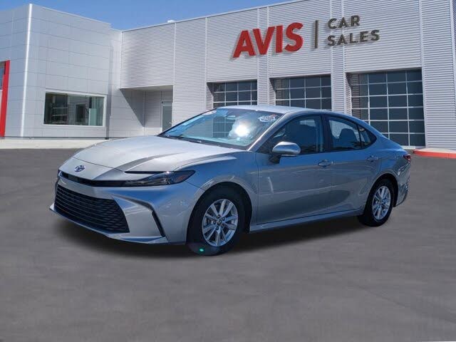 2025 Toyota Camry LE FWD