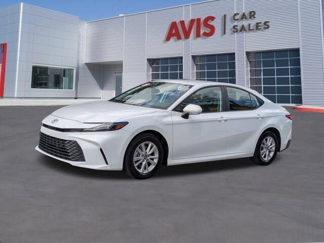 2025 Toyota Camry LE FWD