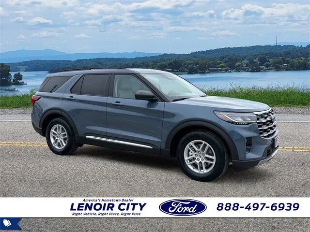 2025 Ford Explorer Active RWD