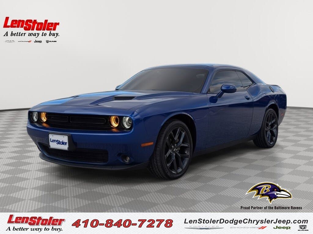 2021 Dodge Challenger SXT RWD