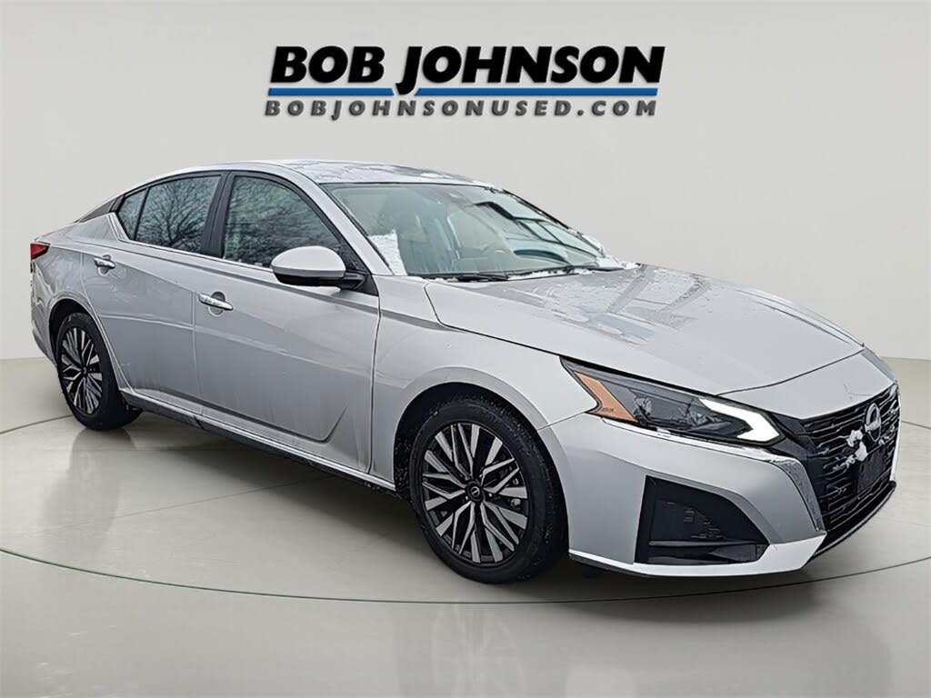 2023 Nissan Altima 2.5 SV FWD