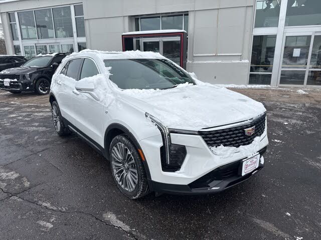 2024 Cadillac XT4 Premium Luxury AWD
