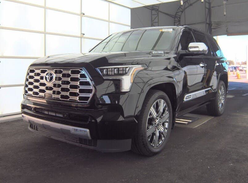 2024 Toyota Sequoia Capstone 4WD