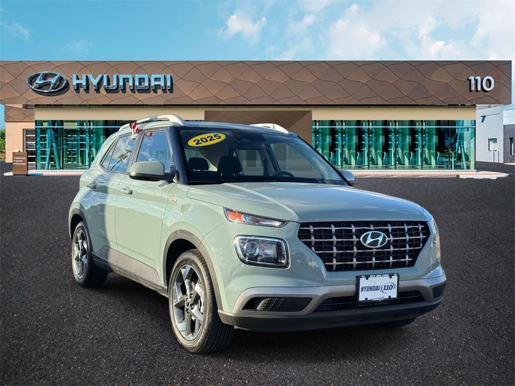 2025 Hyundai Venue SEL FWD