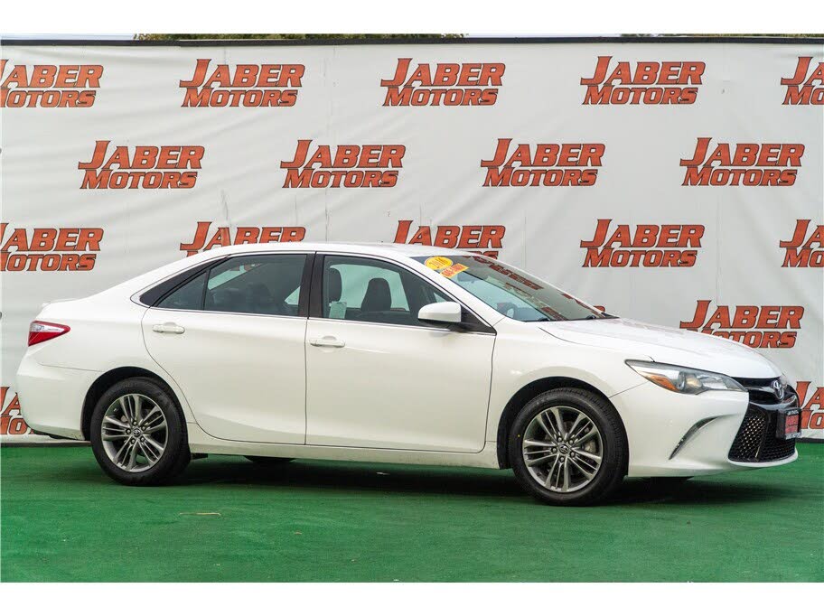 2016 Toyota Camry SE