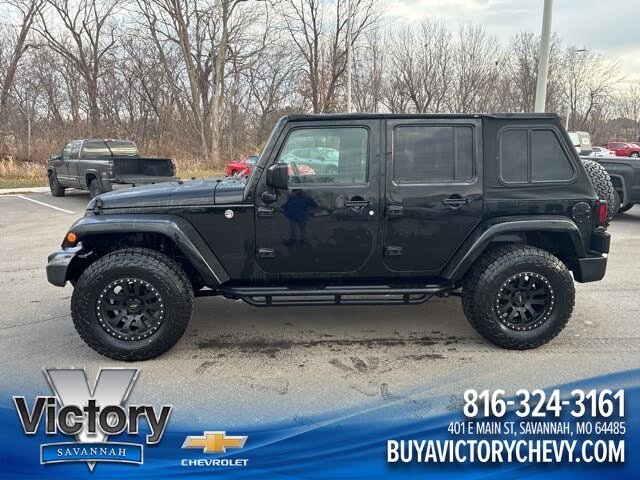 2017 Jeep Wrangler Unlimited Sahara 4WD