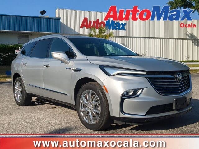 2022 Buick Enclave Essence AWD