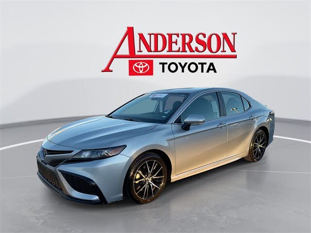 2022 Toyota Camry SE FWD