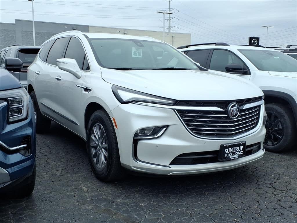 2024 Buick Enclave Essence FWD