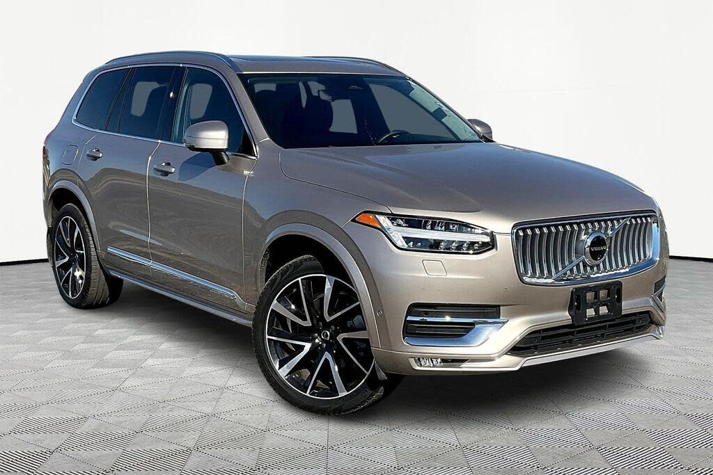 2024 Volvo XC90 B6 Plus Bright Theme 7-Passenger AWD