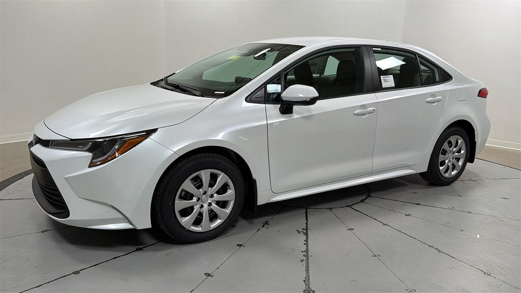 2026 Toyota Corolla LE FWD