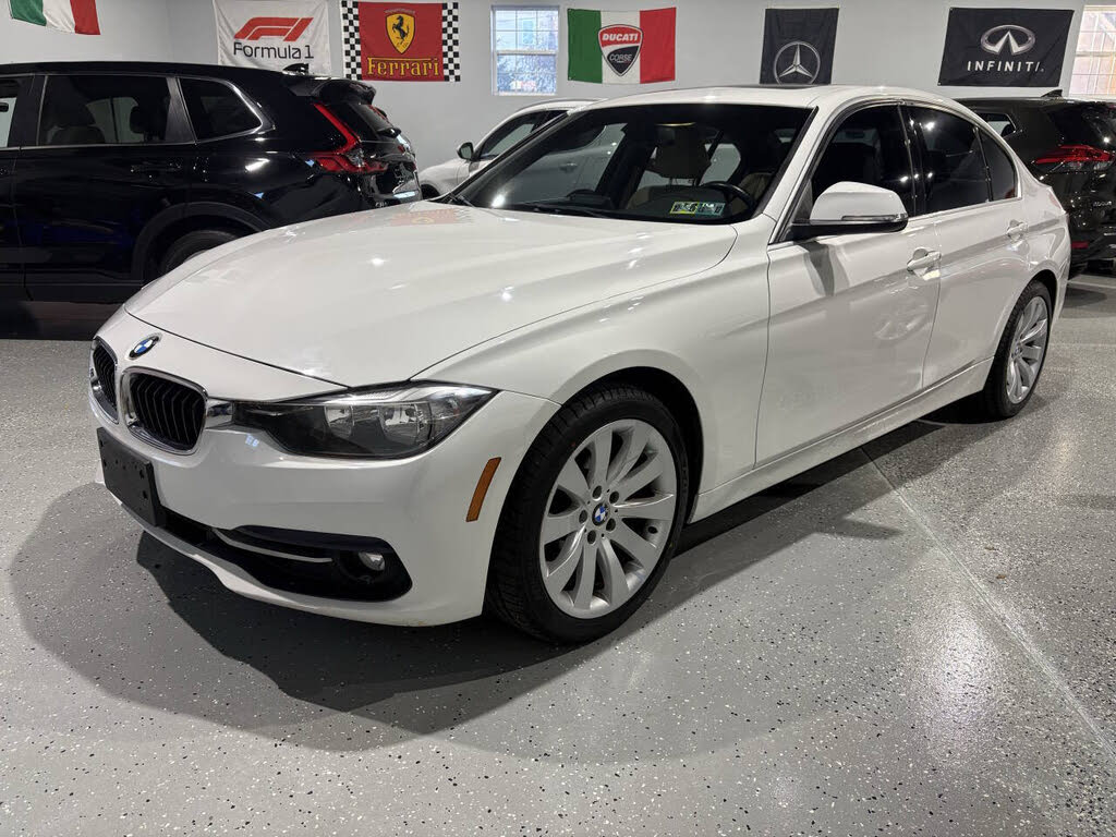 2017 BMW 3 Series 330i Sedan RWD