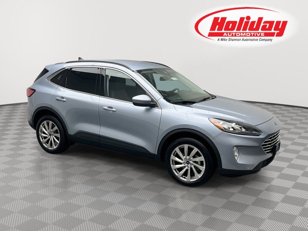 2022 Ford Escape Titanium AWD