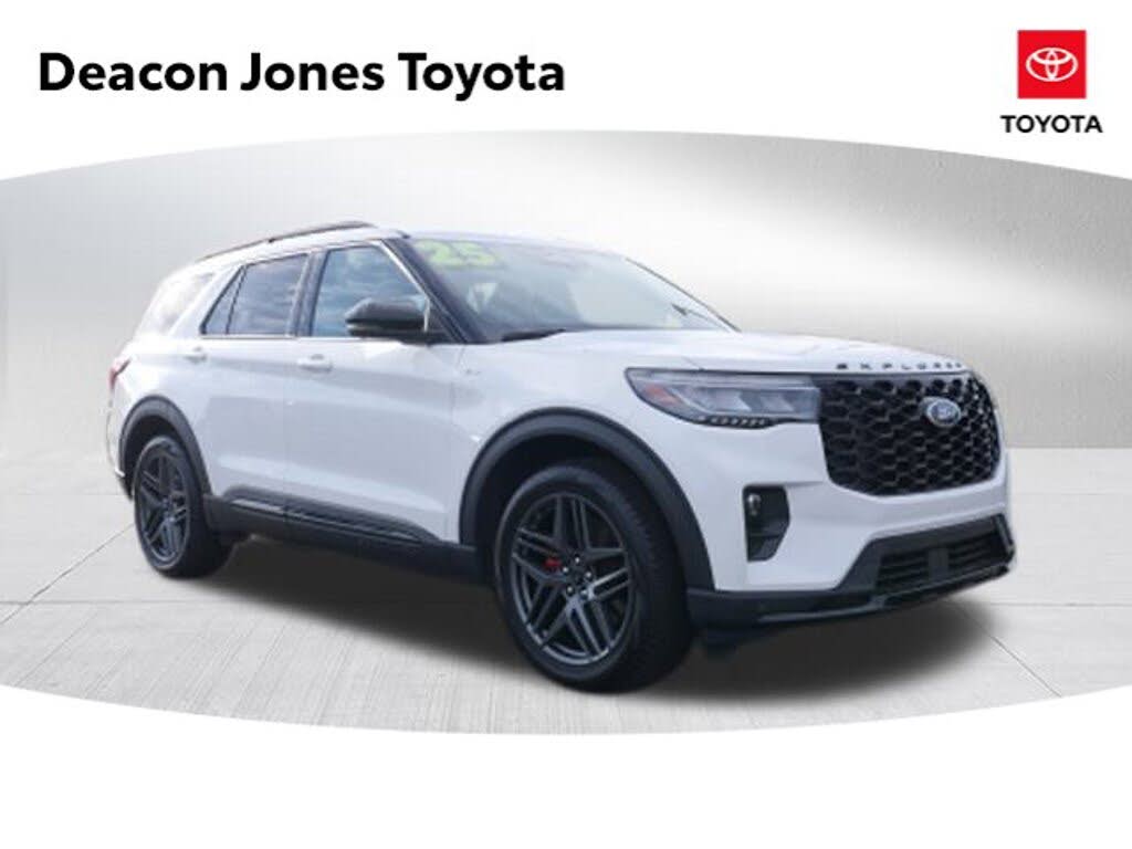 2025 Ford Explorer ST-Line RWD