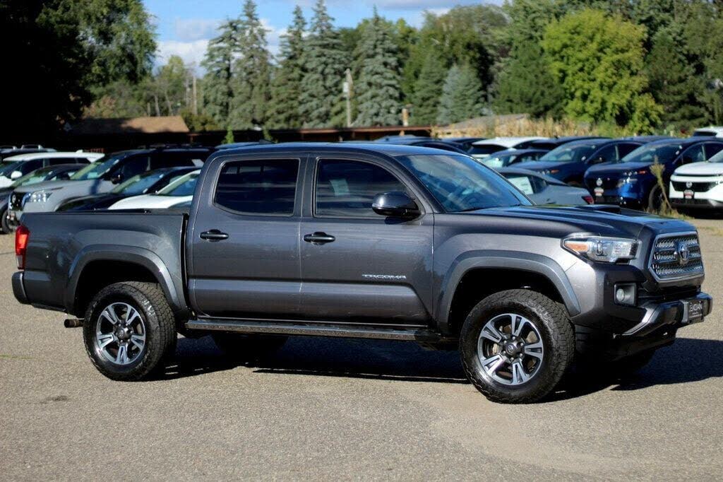 2017 Toyota Tacoma TRD Sport V6 Double Cab 4WD