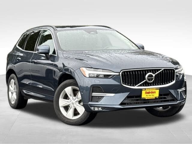 2022 Volvo XC60 B5 Momentum AWD