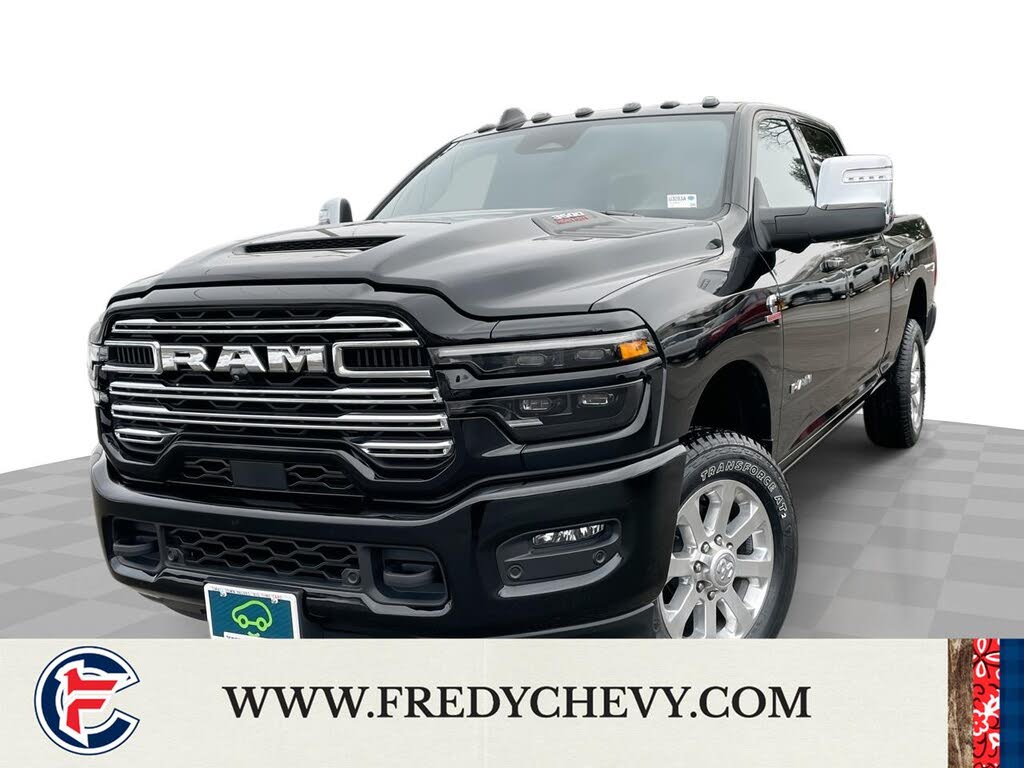 2025 RAM 3500 Laramie Crew Cab 4WD