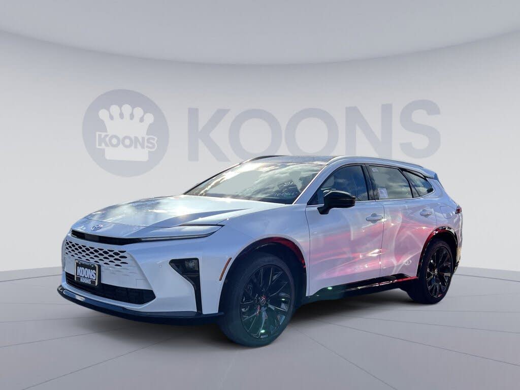 2025 Toyota Crown Signia Limited AWD