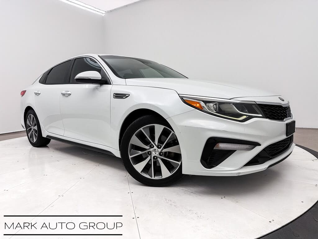 2019 Kia Optima S FWD