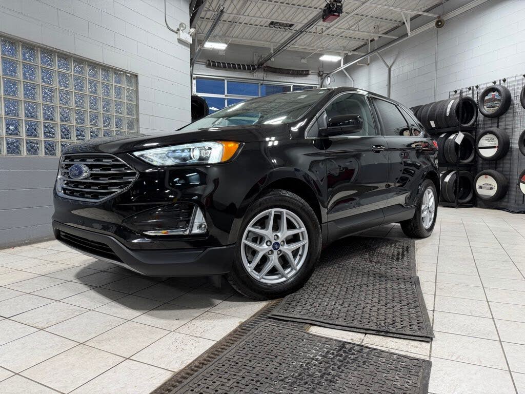 2022 Ford Edge SEL AWD