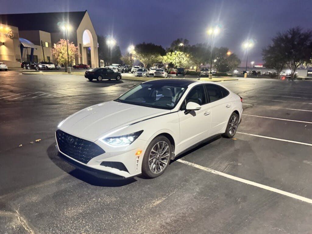 2022 Hyundai Sonata Limited FWD