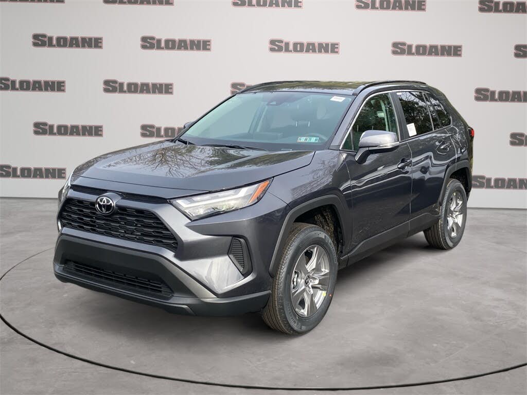 2025 Toyota RAV4 XLE AWD