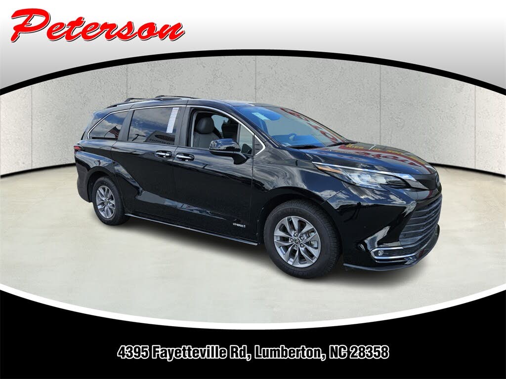 2021 Toyota Sienna XLE 7-Passenger FWD