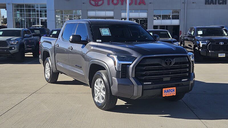 2022 Toyota Tundra SR5 CrewMax Cab 4WD