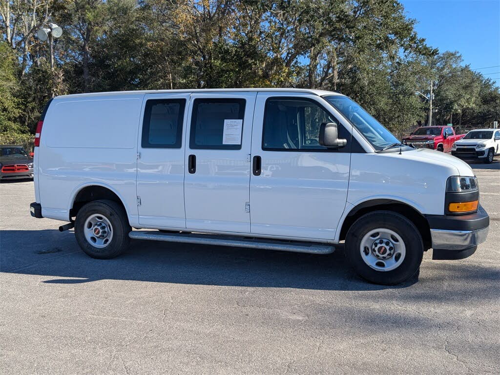 2024 GMC Savana Cargo 2500 RWD